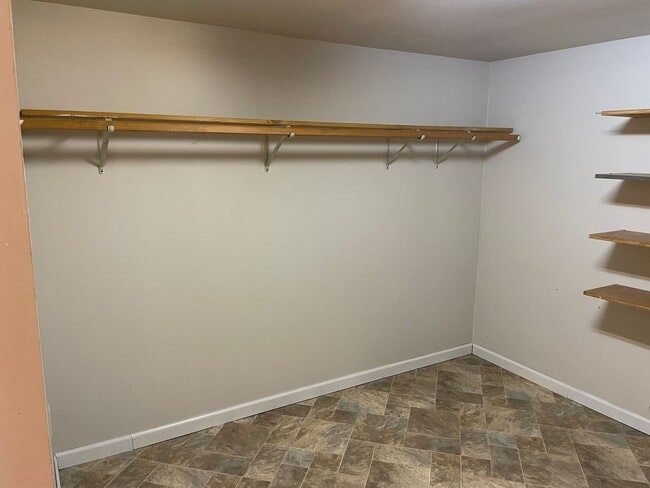 Building Photo - 3 BEDROOM 2 BA SINGLEWIDE  MOBILE HOME W R...