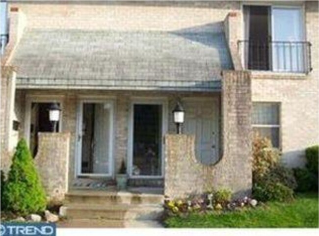 Building Photo - 204 Winding Way