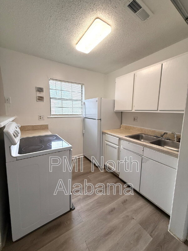 Building Photo - 4916 Cotton Row NW