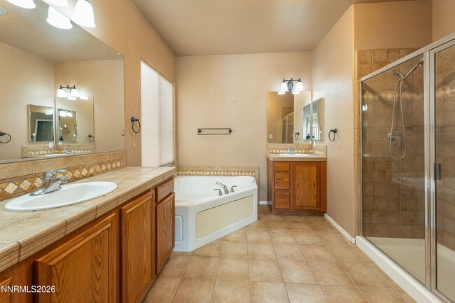 Building Photo - 3270 Creekside Ln