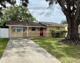 Building Photo - Single Family Home on Cul-De-Sac