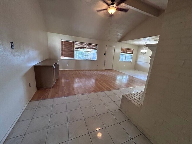 Building Photo - 20322 Beigewood Ln