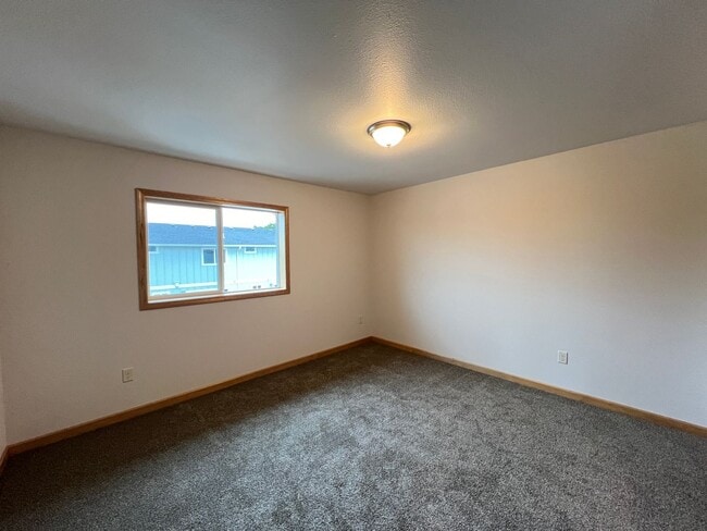 Building Photo - New Construction Two Bedroom!