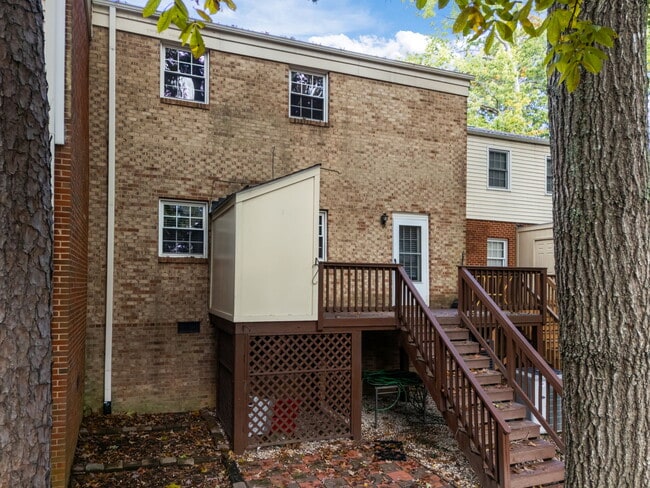 Building Photo - 6423 New Market Way