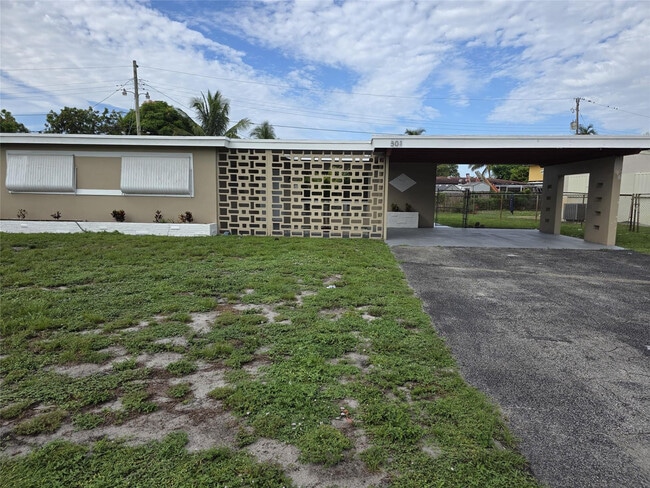 Building Photo - 301 Pennsylvania Ave