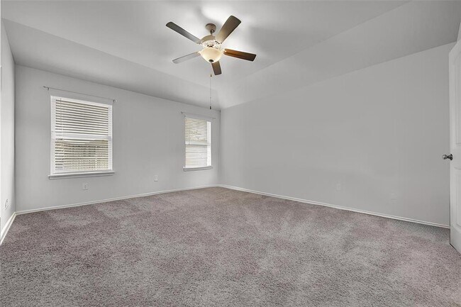 Building Photo - 9539 Summer River Dr