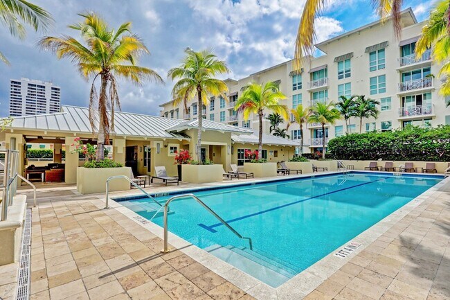 Building Photo - 480 Hibiscus St