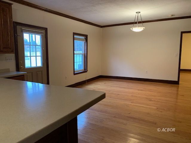 Building Photo - 34 H PAUL Ave