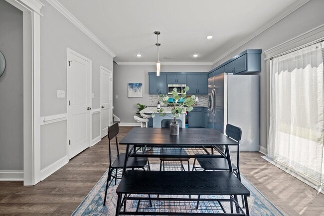 Building Photo - 508 Watauga Ave