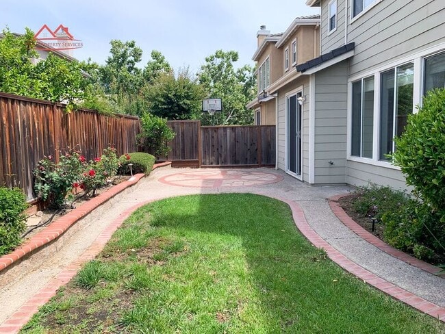 Building Photo - 4016 Lylewood Ct