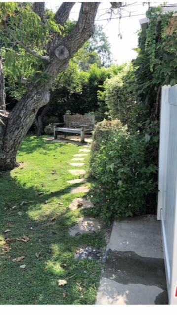 Building Photo - 4715 Camellia Ave