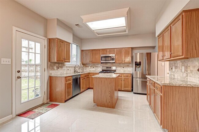 Building Photo - 2130 Autumn Fern Dr