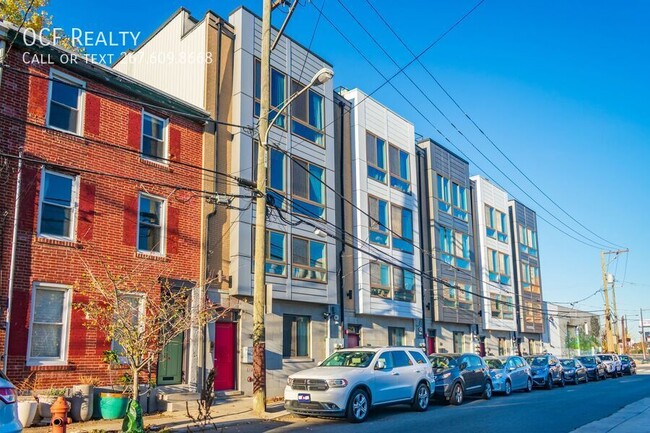 Building Photo - Two Bed Fishtown Apartment