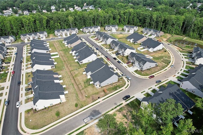 Building Photo - 5400 Addison Gate Dr