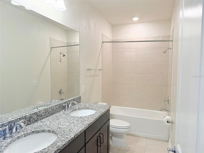 Building Photo - 10844 Rolling Moss Rd