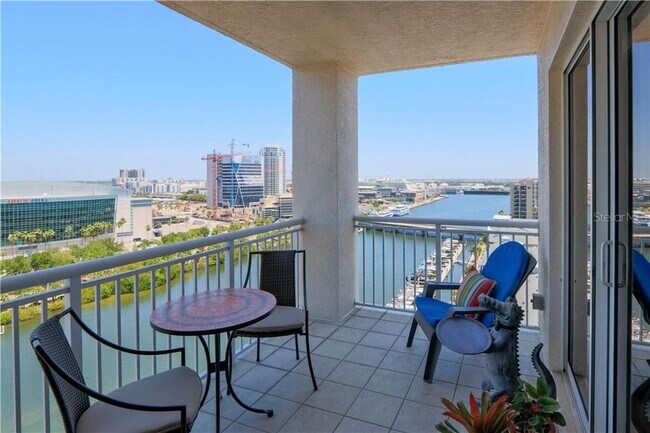 Building Photo - 371 Channelside Walk Way