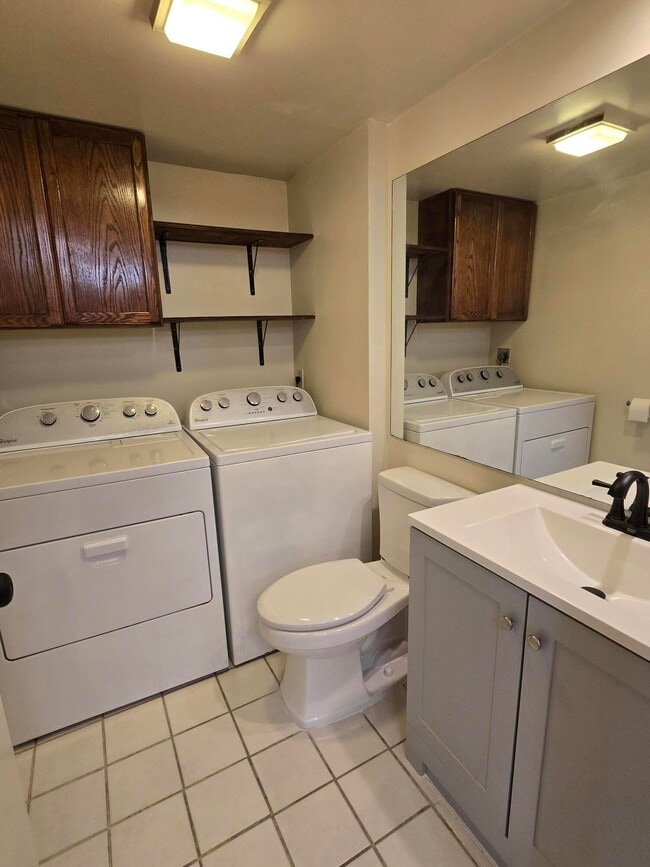 Building Photo - 3811 38th Way