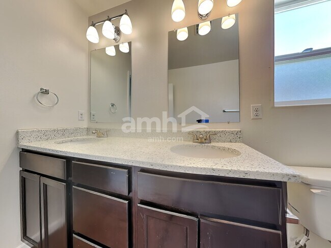 Building Photo - 11307 182nd St E