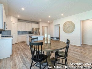 Building Photo - 522 Candor Stone
