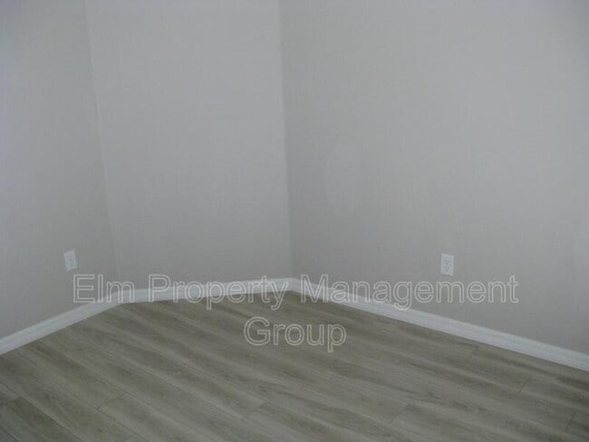 Building Photo - 10673 Scorched Skye Ave