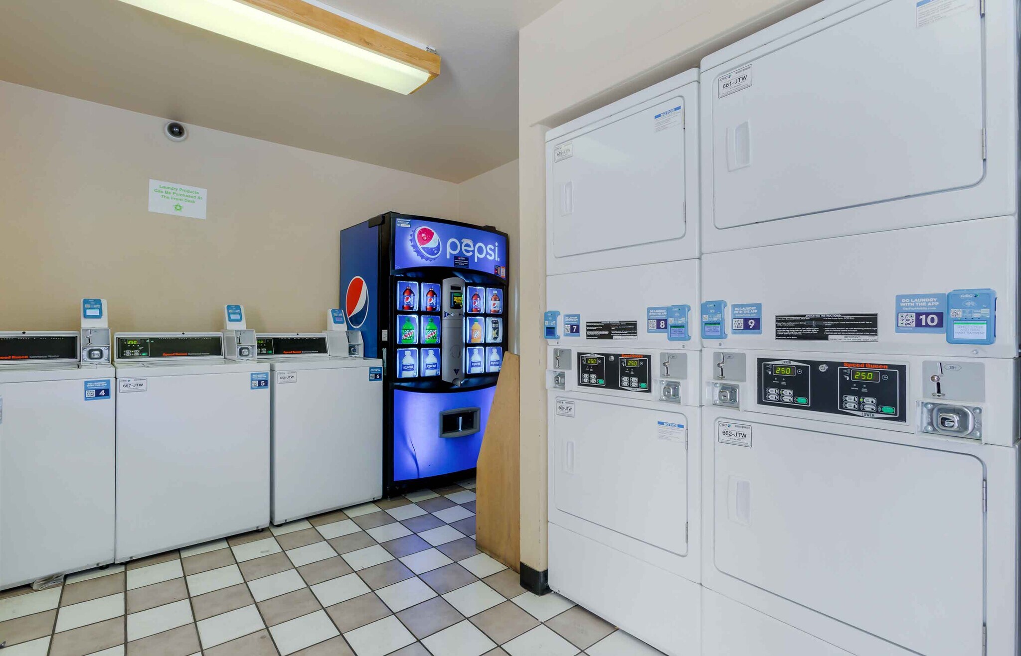 Building Photo - Furnished Studio-Phoenix - Scottsdale - Old Town