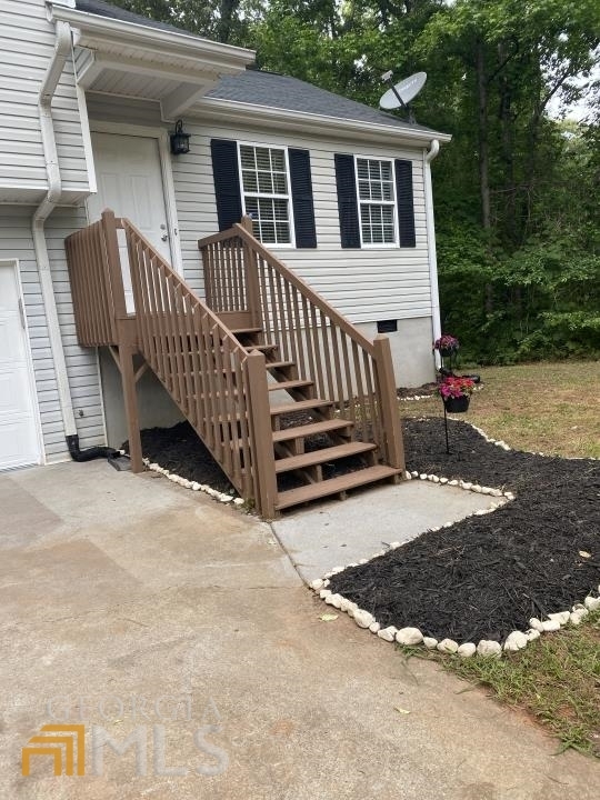 Building Photo - 124 Country Cottage Cir