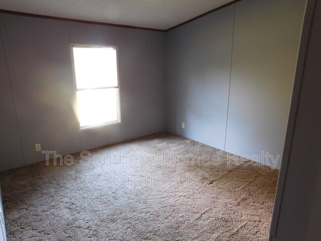 Building Photo - 233 Co Rd 725