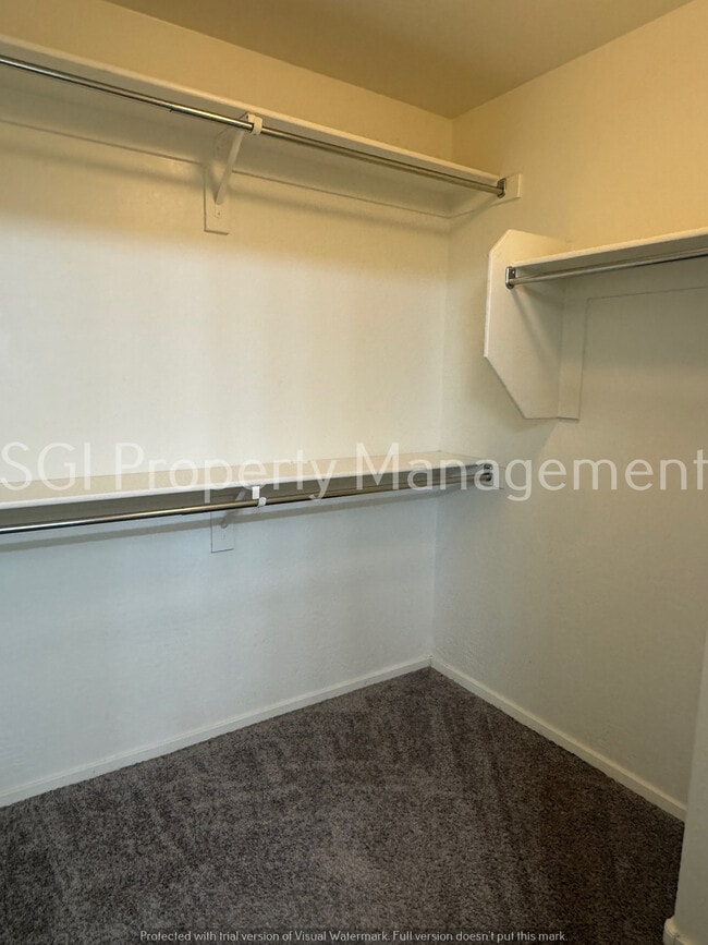 Building Photo - 5851 S 23rd Way