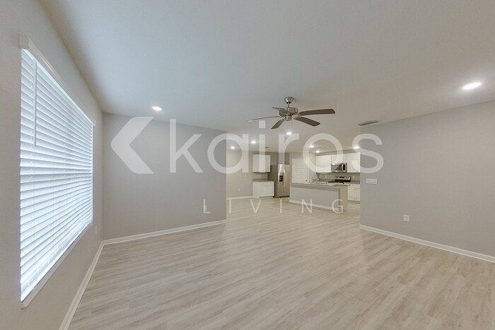 Building Photo - 112 Swallowtail Ln