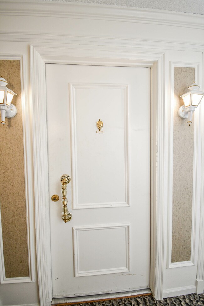 Building Photo - 2904 W 33rd St