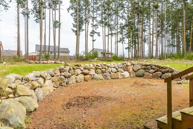 Building Photo - 1302 - Wang Crosby Properties