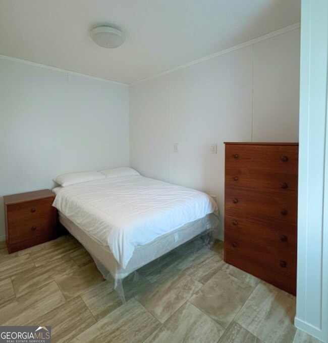 Building Photo - 203 Sloan St