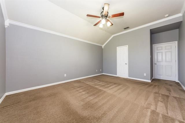 Building Photo - 404 Tarpan Trail