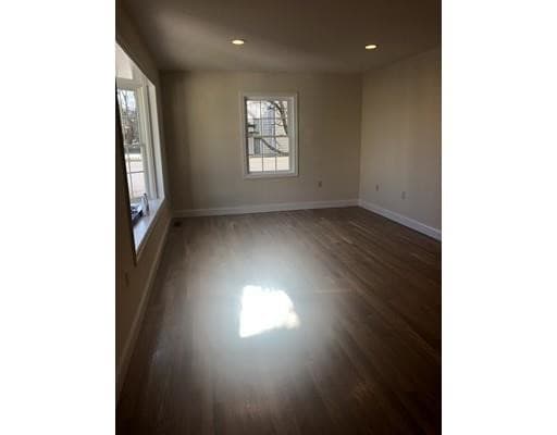 Building Photo - 133 US-1