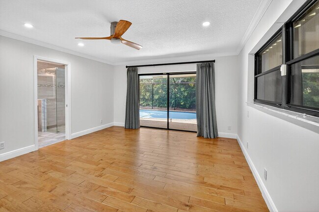 Building Photo - 3396 NW 23rd Ct