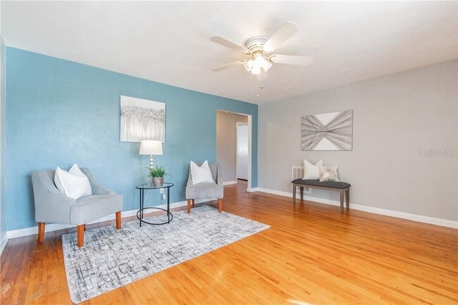 Building Photo - 5418 Riverhills Dr
