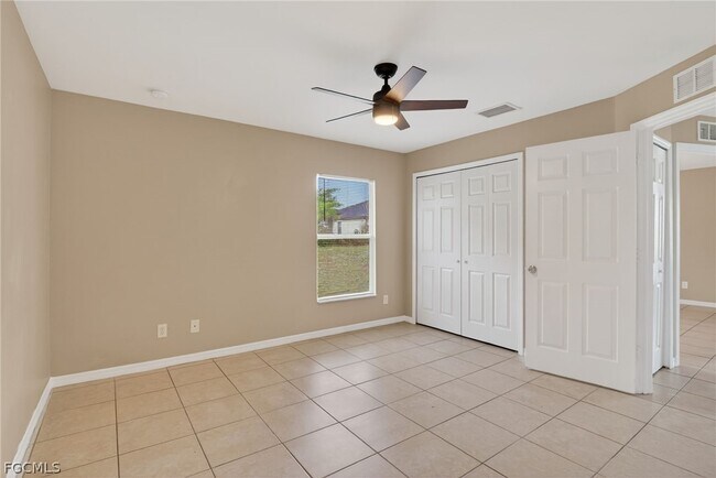 Building Photo - 848 Holmes Ave