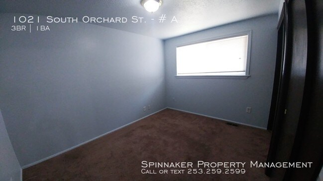Building Photo - Newly renovated Duplex by TCC