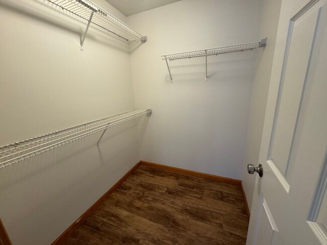 Building Photo - 3 Bedroom, 2 Bath New Rental Alert in Chat...