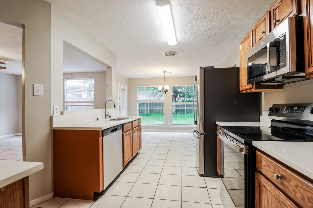 Building Photo - 18415 Willow Moss Dr