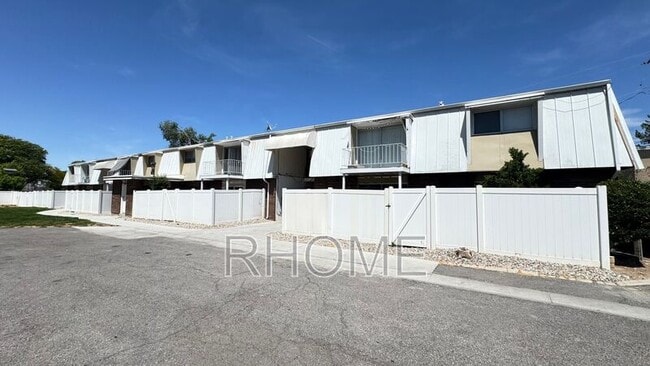 Building Photo - 3414 S 300 E