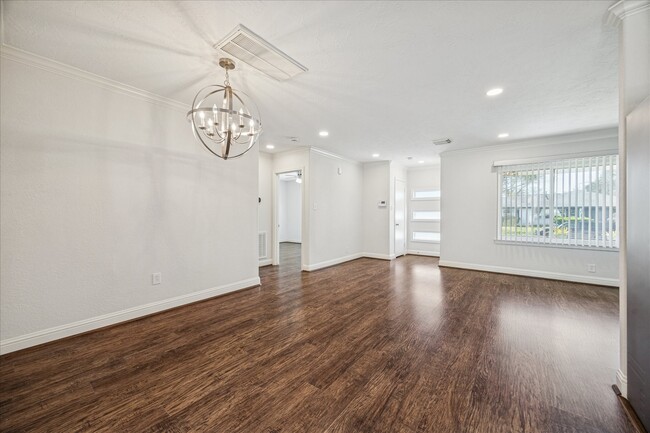 Building Photo - 5226 Nina Lee Ln