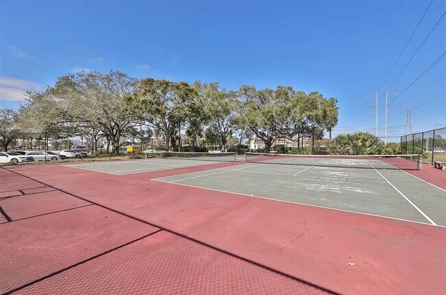 Building Photo - 2595 Countryside Blvd