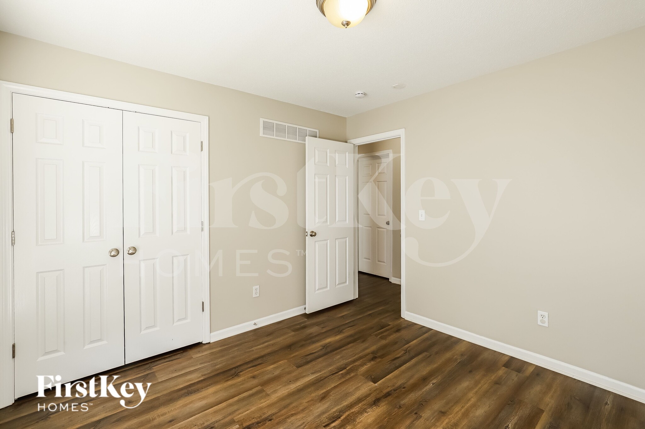 Building Photo - 8024 N Spruce Ave