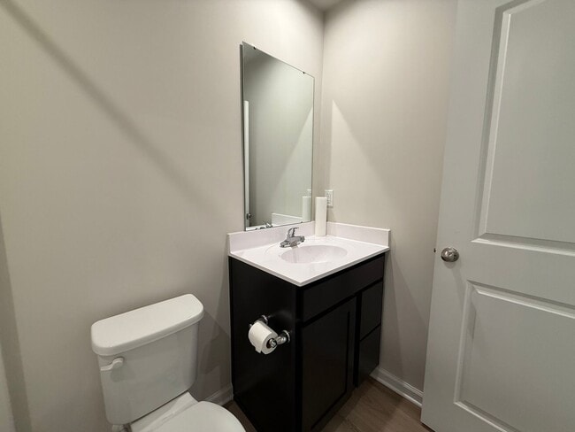 Building Photo - Modern 3-Bedroom Townhouse with Garage & Private Patio