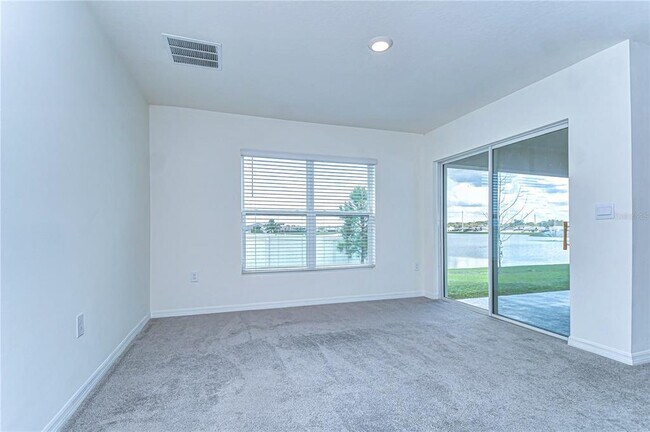 Building Photo - 38255 Sonnet Landing Ave