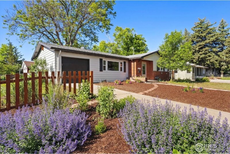 Primary Photo - 1601 Collins Ct