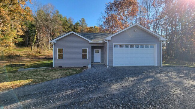 Building Photo - 117 Paislee Pk Ct