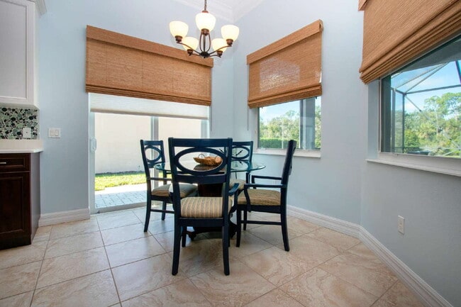 Building Photo - 4940 Tobermory Way