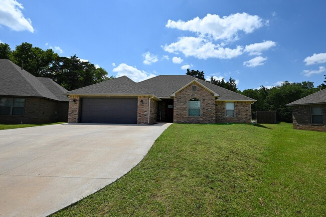 Building Photo - 204 N Boardwalk